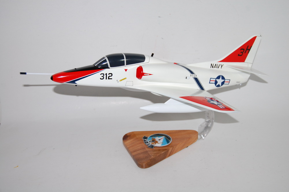 VT-23 Professionals TA-4J Model, 1/27th Scale, Mahogany, Navy